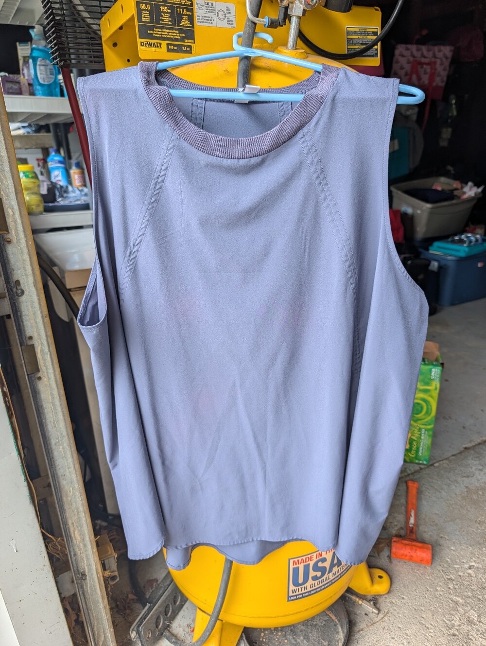 Women's Sleeveless Athleta Tank Top - Charcoal Gray Flowy Sleeveless Top 3X